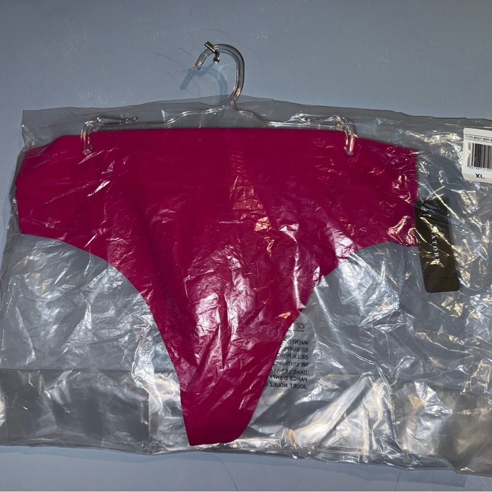 Natori Fuchsia Panties